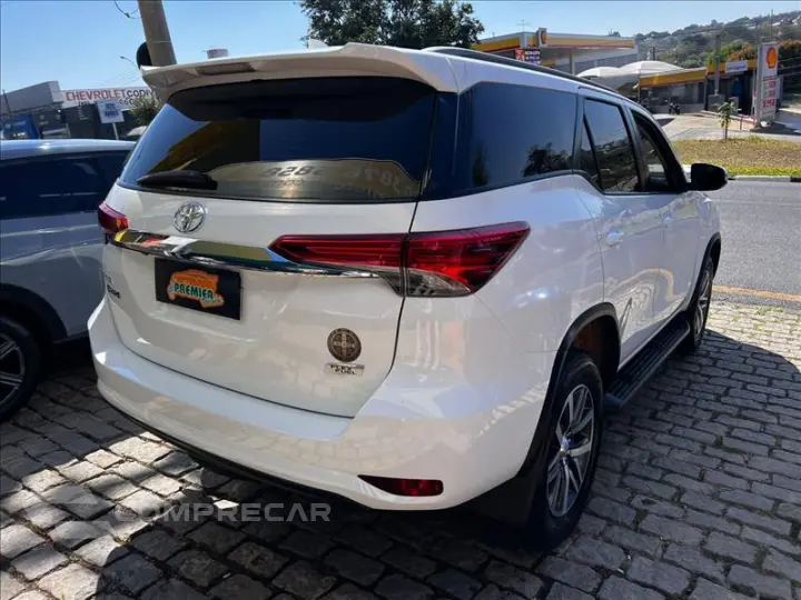 HILUX SW4 2.7 SR 4X2 16V