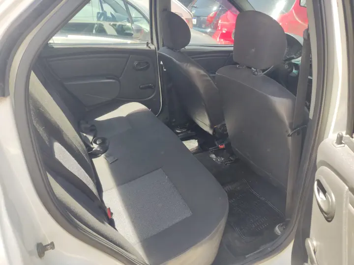 LOGAN 1.0 Expression 16V