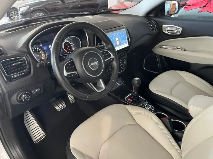 COMPASS 2.0 16V Limited