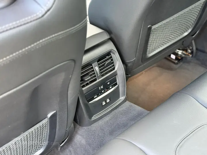 320iA 2.0 Turbo/ActiveFlex 16V/GP  4p