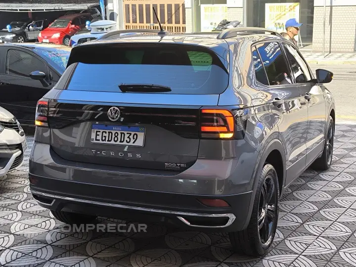 T-CROSS 1.0 200 TSI TOTAL FLEX COMFORTLINE AUTOMÁTICO