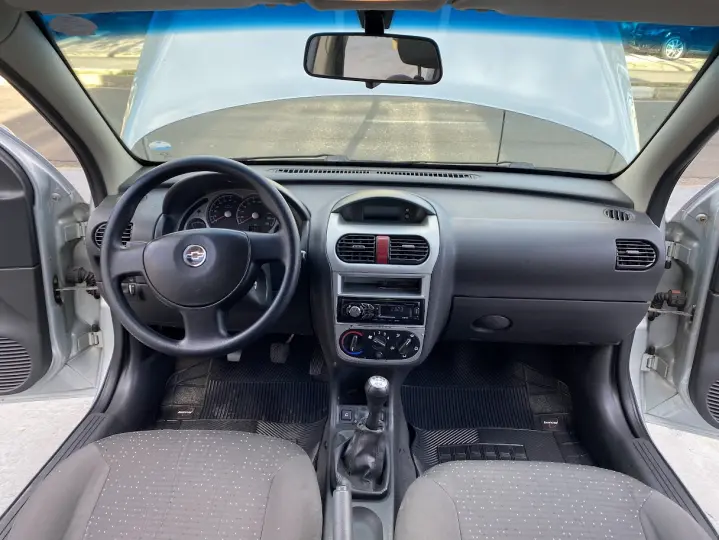 CORSA 1.4 MPFI Premium 8V