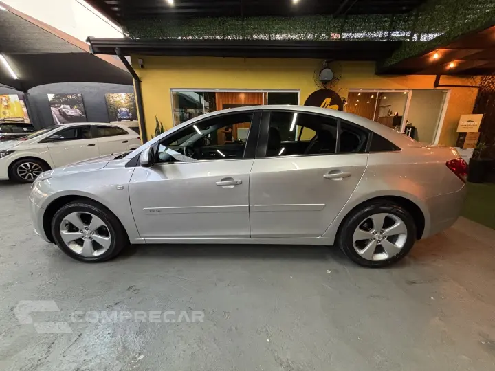 CRUZE 1.8 LT 16V FLEX 4P AUTOMÁTICO