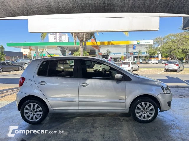 FOX - 1.6 MI 8V 4P MANUAL