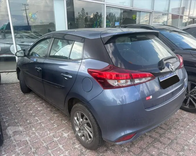 YARIS 1.5 16V FLEX SEDAN XLS CONNECT MULTIDRIVE