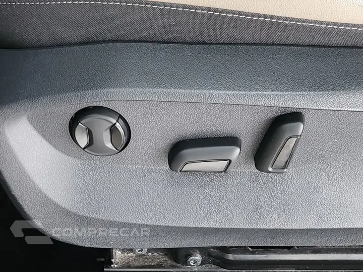 TAOS 1.4 250 TSI TOTAL FLEX HIGHLINE AUTOMÁTICO