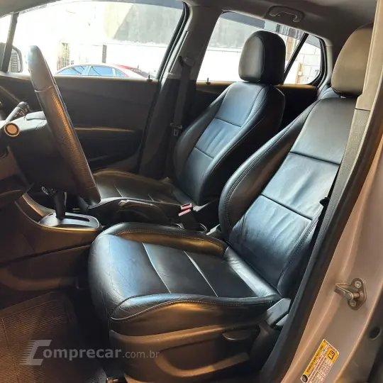 TRACKER 1.4 16V Turbo LT