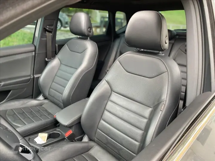 TAOS 1.4 250 TSI TOTAL FLEX HIGHLINE AUTOMÁTICO