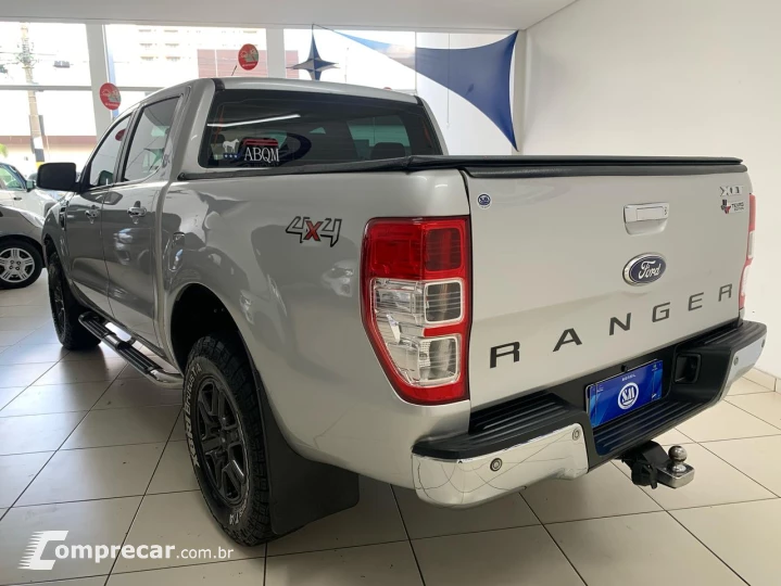 Ranger 3.2 20V XLT 4X4 CABINE DUPLA TURBO DIESEL AUTOMÁTICO