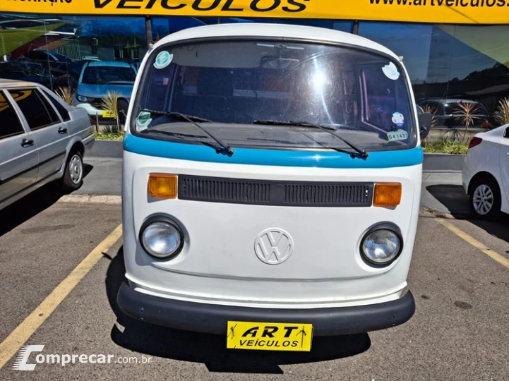 KOMBI 1.6 MI STD Escolar 8V