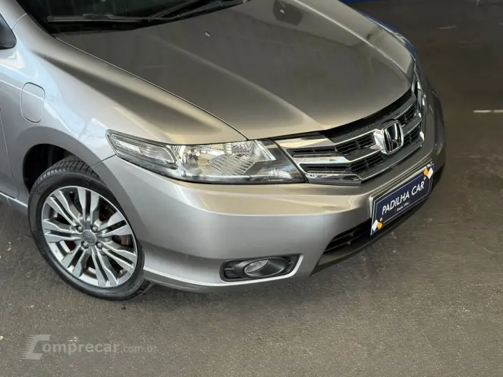 CITY Sedan EX 1.5 Flex 16V 4p Aut.