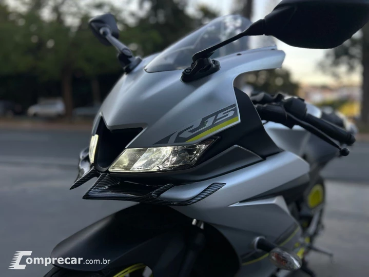 Yzf R15