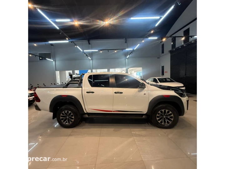 HILUX 2.8 D-4D TURBO DIESEL CD GR-S 4X4 AUTOMÁTICO