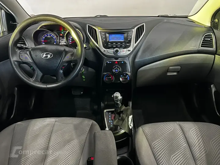 HB20S 1.6 COMFORT PLUS 16V FLEX 4P AUTOMÁTICO