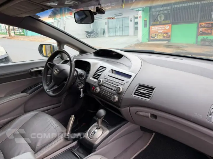 Civic Sedan LXS 1.8/1.8 Flex 16V Aut. 4p