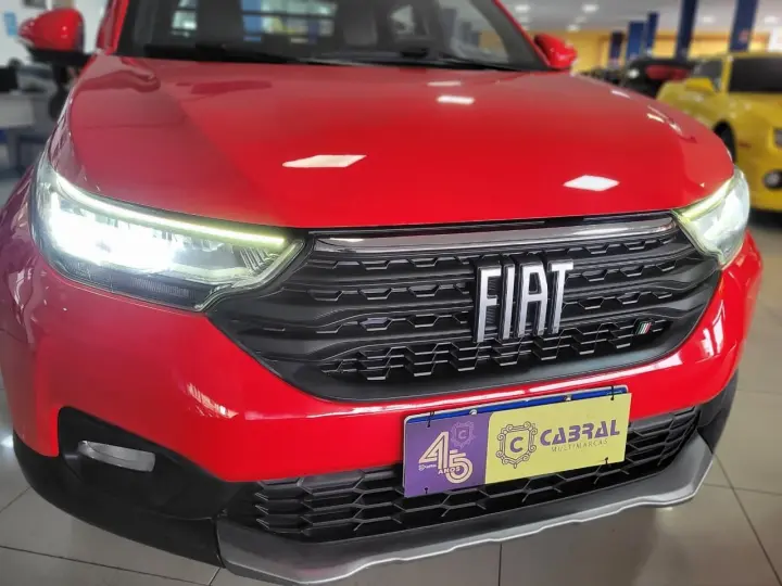 Strada Volcano 1.3 Flex 8V CD