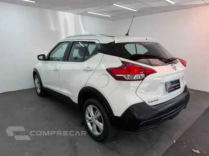 KICKS S 1.6 16V FlexStar 5p Mec.
