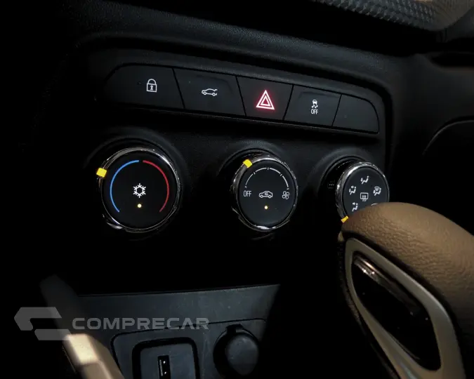 ONIX 1.0 Turbo Plus LTZ