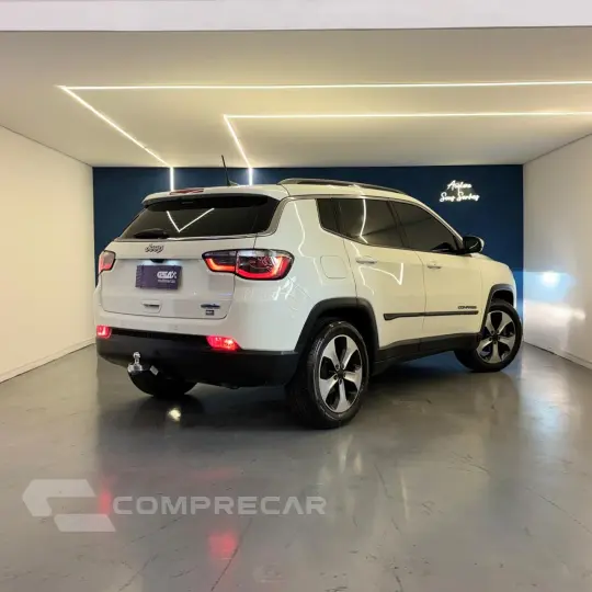 COMPASS LONGITUDE 2.0 4x2 Flex 16V Aut.