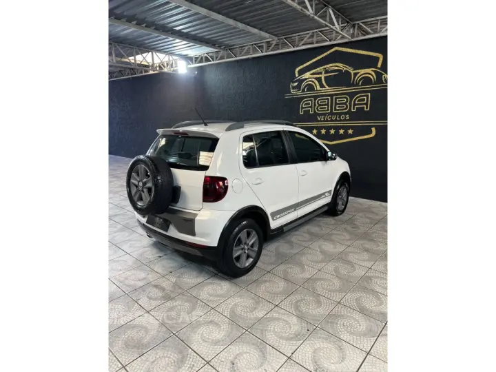 CROSSFOX 1.6 MI FLEX 8V 4P MANUAL