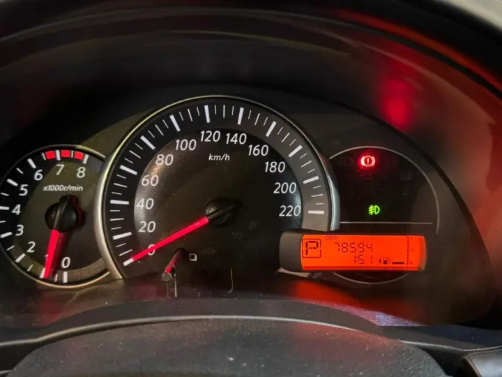 MARCH SL 1.6 16V FlexStart 5p Aut.