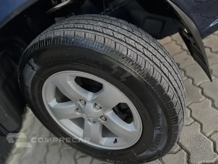 PAJERO TR4 2.0 4X4 16V FLEX 4P MANUAL