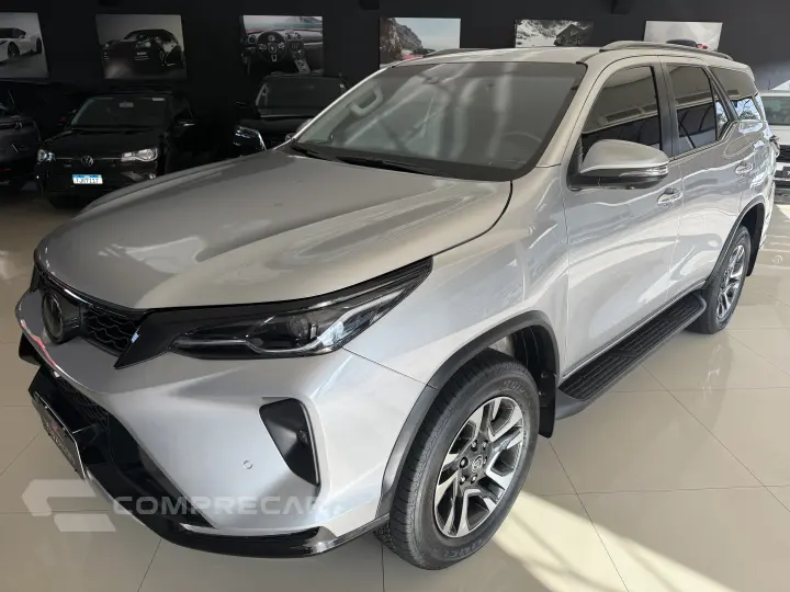 HILUX SW4 2.8 D-4d Turbo SRX Platinum 7L 4X4