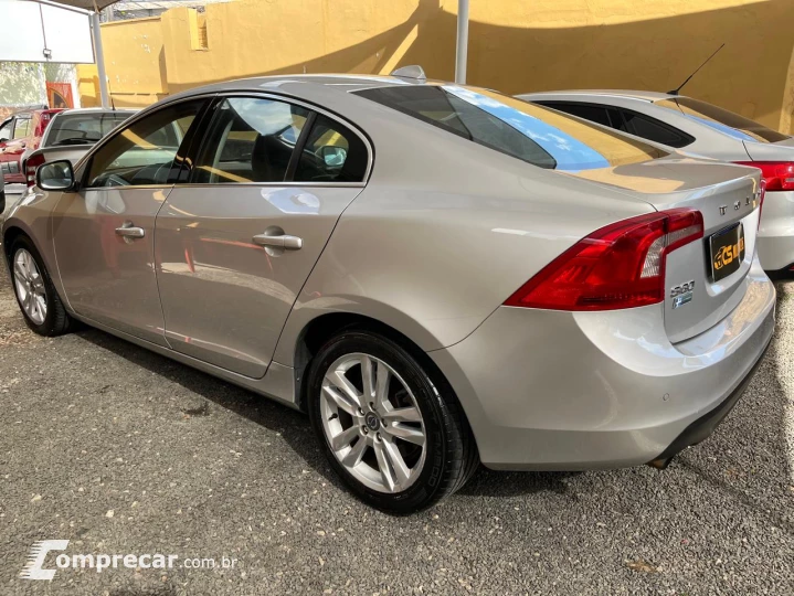 S60 2.0 T5 Dynamic