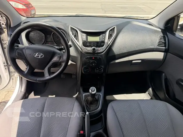 HB20S - 1.6 COMFORT PLUS 16V 4P MANUAL