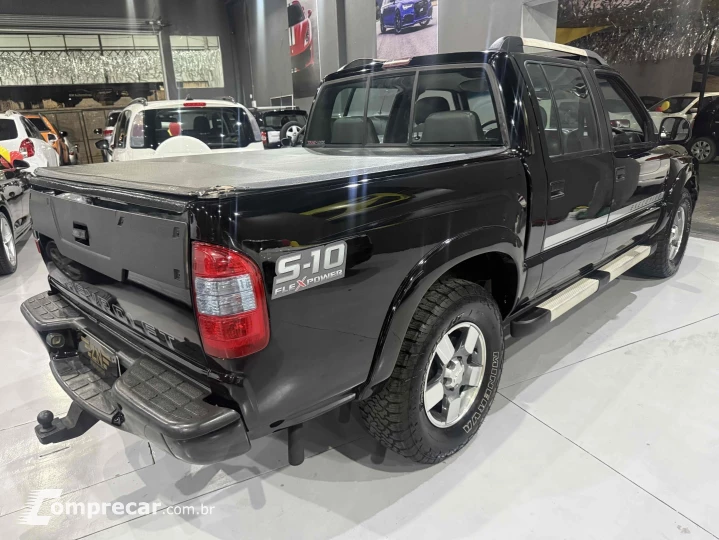 S10 2.4 MPFI EXECUTIVE 4X2 CD 8V FLEX 4P MANUAL