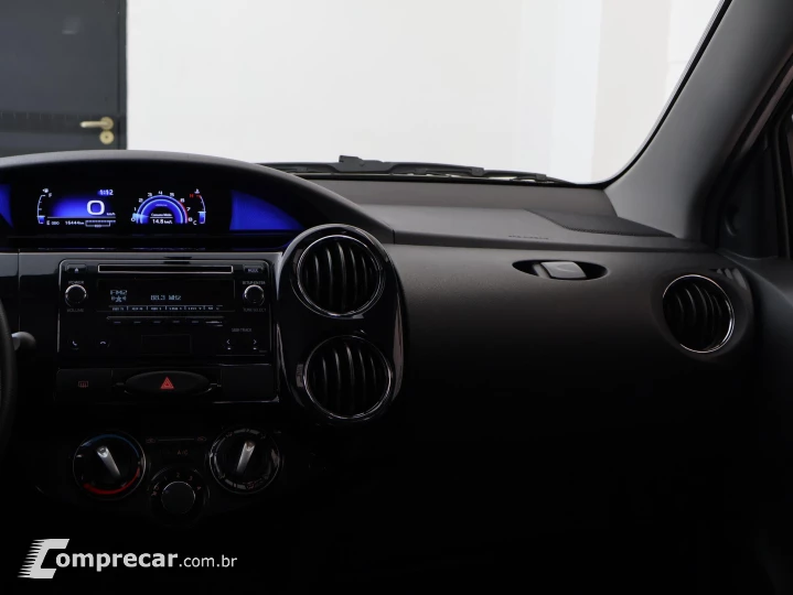ETIOS 1.5 X Plus 16V
