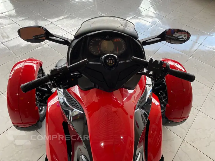 Triciclo Spyder 990 RS