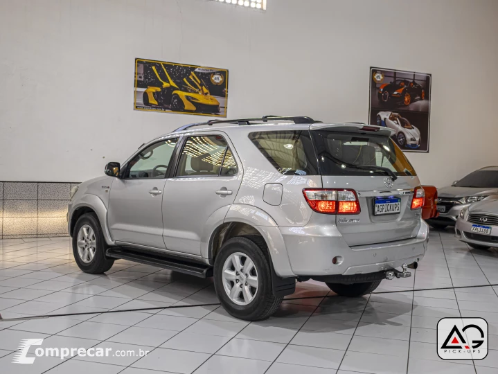 HILUX SW4 3.0 SRV 4X4 7 Lugares 16V Turbo Intercooler