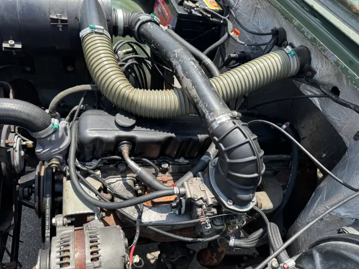 JEEP 2.6 6 Cilindros 12V