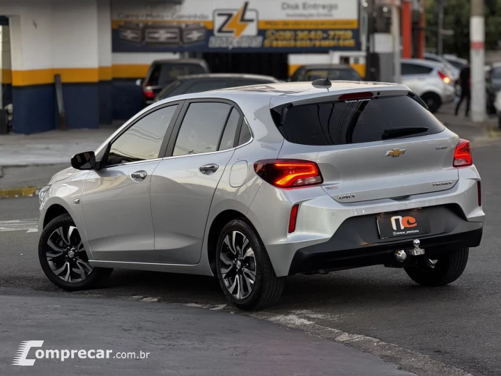 ONIX HATCH PREM. 1.0 12V TB Flex 5p Aut.