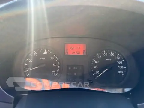 LOGAN 1.0 Expression 16V