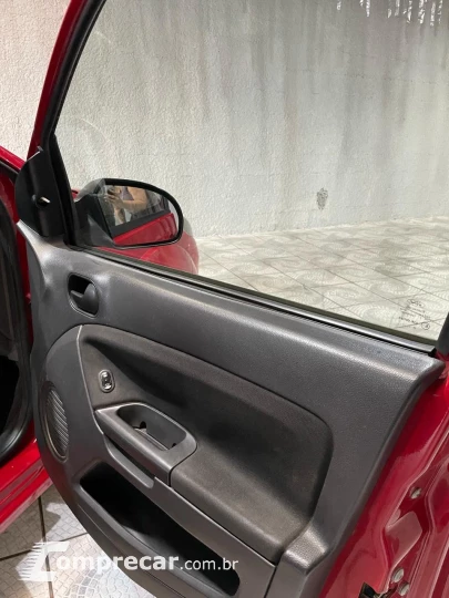 FIESTA 1.6 MPI Class Hatch 8V