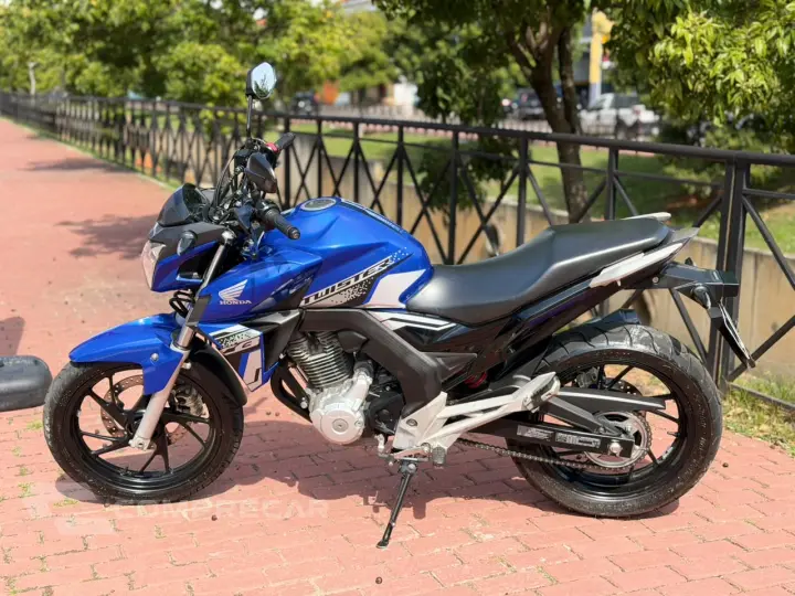 CB 250F TWISTER