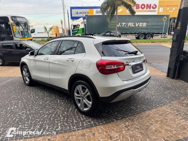 GLA 200 1.6 CGI FLEX STYLE 7G-DCT