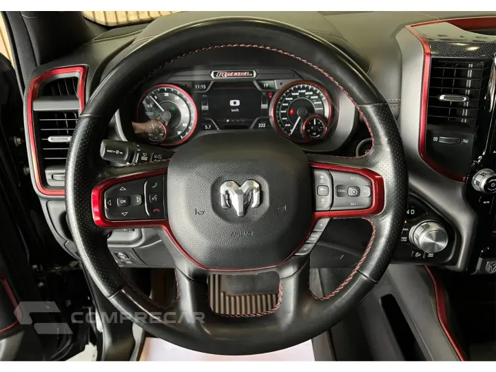 1500 5.7 V8 GASOLINA REBEL CD 4X4 AUTOMÁTICO