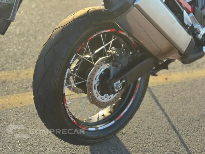 CRF 1100L