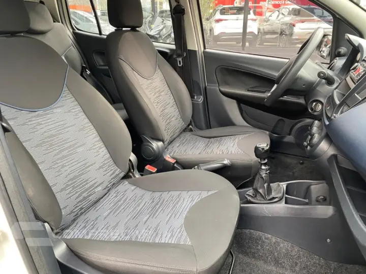 UNO 1.0 FIRE FLEX ATTRACTIVE MANUAL