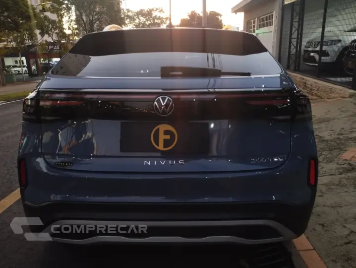 Nivus 1.0 4P FLEX 200 TSI HIGHLINE TURBO AUTOMÁTICO