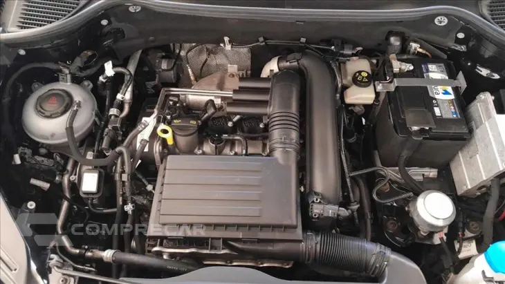 TAOS 1.4 250 TSI TOTAL FLEX COMFORTLINE AUTOMÁTICO