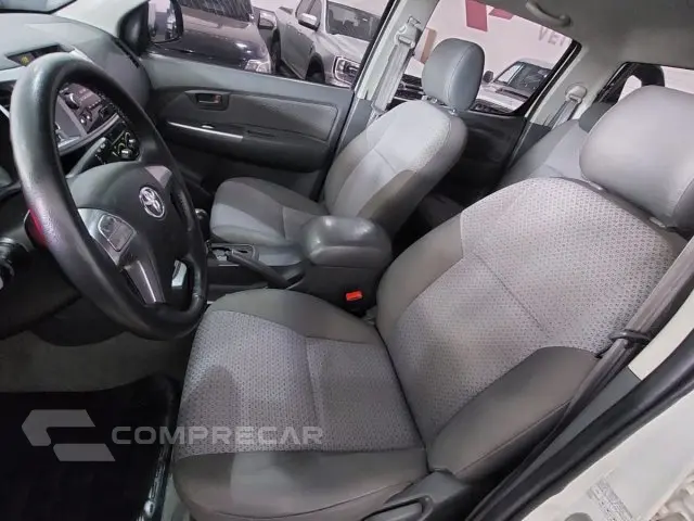 HILUX - 2.7 SR 4X2 CD 16V 4P AUTOMÁTICO