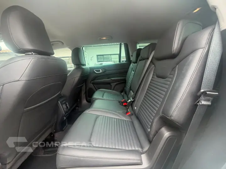 Commander 1.3 16V 4P FLEX T270 LONGITUDE TURBO AUTOMÁTICO AT