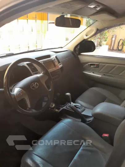 Hilux Caminhonete 2.7 16V 4P SRV FLEX 4X4  CABINE DUPLA AUTO