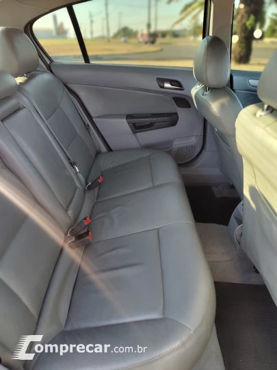 VECTRA 2.0 MPFI Elegance 8V