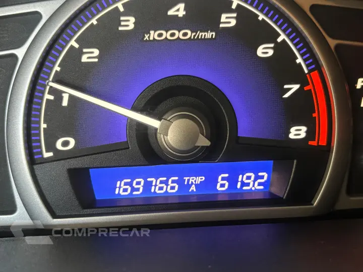 CIVIC 1.8 LXL 16V
