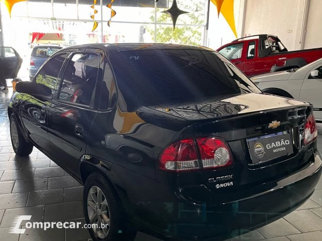 CLASSIC - 1.0 MPFI LS 8V 4P MANUAL